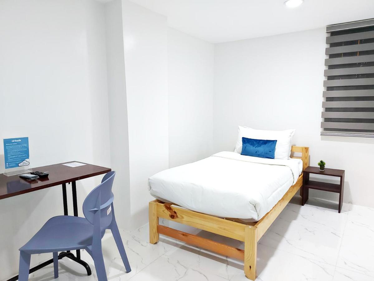 Airobedz Mckinley - Near Sm Aura Manila Exterior foto