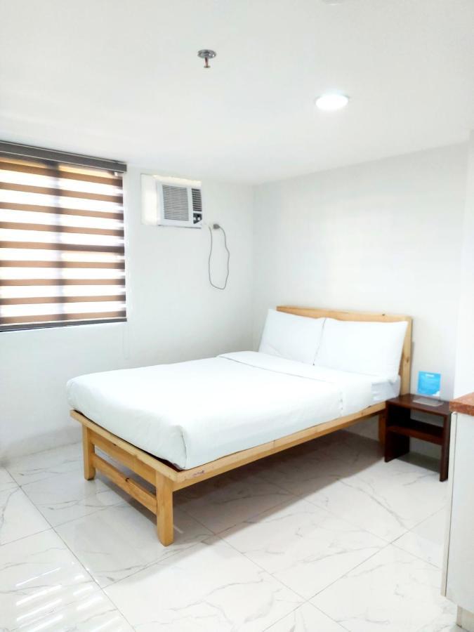 Airobedz Mckinley - Near Sm Aura Manila Exterior foto